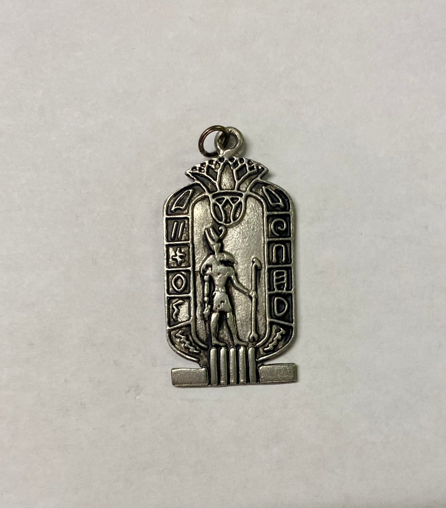 Ägyptischer Horus-Amulett-Anhänger, Talisman zum Schutz einer antiken Gottheit, bleifreier Zinnschmuck, mystische spirituelle Halskette mit Beutel und Kordel