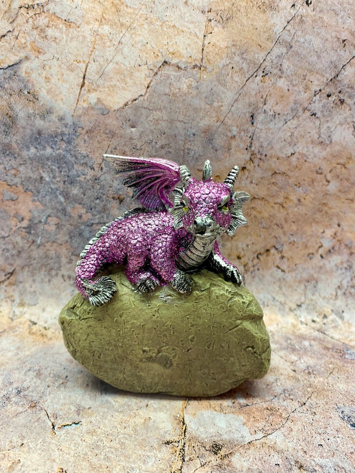 Mystical Purple Dragon Figurine on Rock - Decorative Resin Dragon Statue, 13 cm - Fantasy Enthusiast Gift